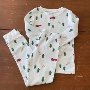 Carter’s Christmas Holiday Pajamas Size 6 Gender Neutral